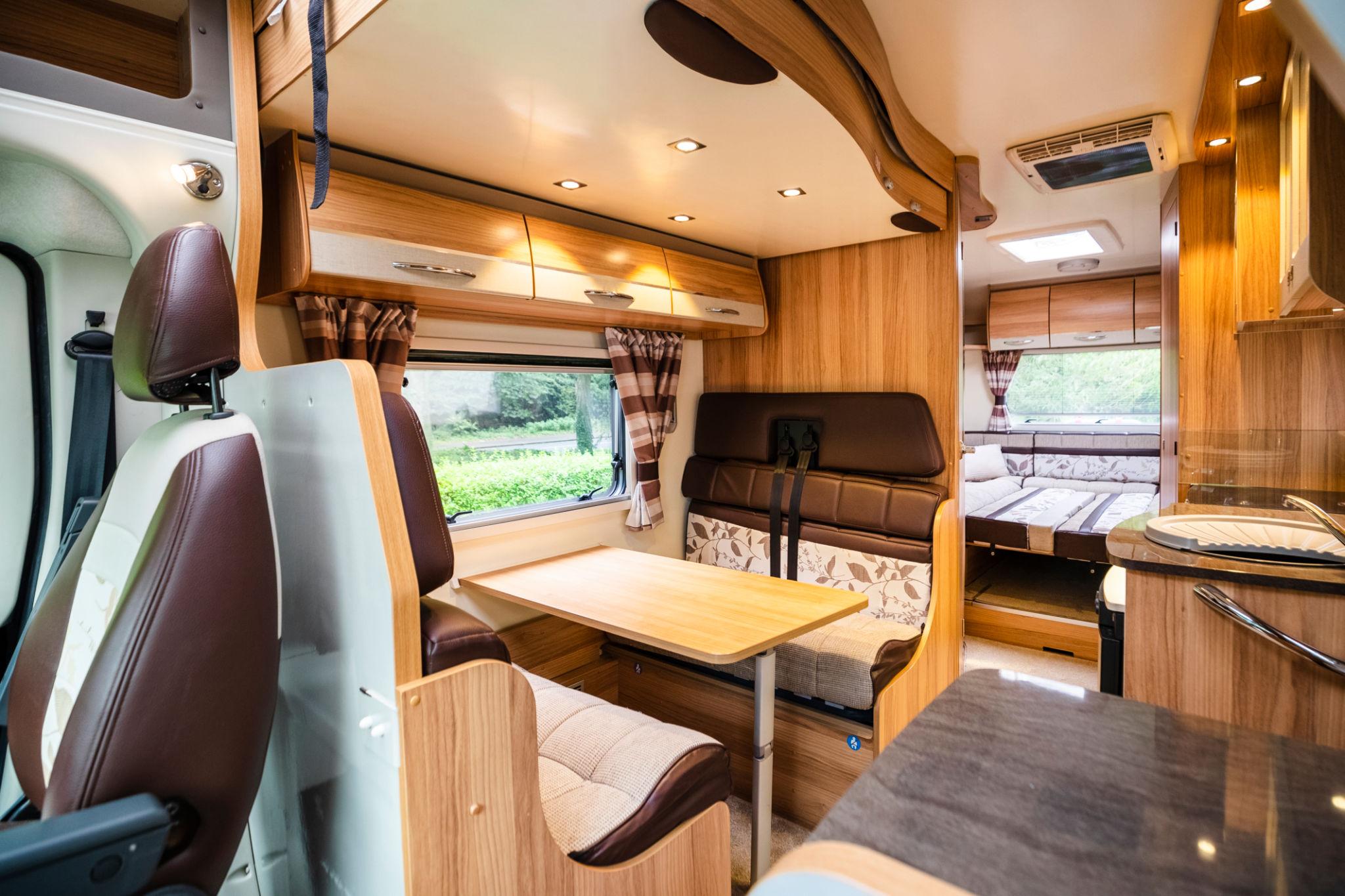 Interior Living Area — Valor 44V13
